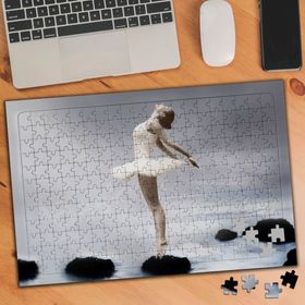 3055155 Akarsu Üstünde Balerin 240 Parça Puzzle Yapboz