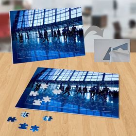 3093928 Kalabalık Ortam Bina İçi 99 Parça Puzzle Yapboz