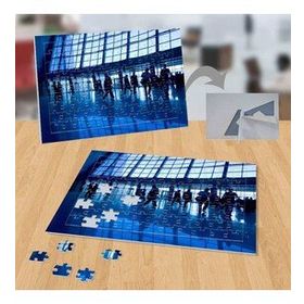 3093928 Kalabalık Ortam Bina İçi 99 Parça Puzzle Yapboz