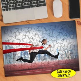 30955 Birinciliğe Koşan Adam İş Dünyası 240 Parça Puzzle Yapboz