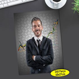 31809651 Mutlu Finansçı Adam 240 Parça Puzzle Yapboz
