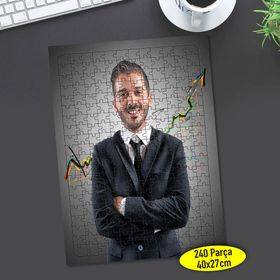 31809651 Mutlu Finansçı Adam 240 Parça Puzzle Yapboz