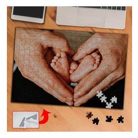 323 Kalp Şekli Oluşturan Aile 240 Parça Puzzle Yapboz Tablo