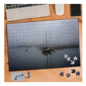 330 Gri Denizin Ortasında Kayık 240 Parça Puzzle Yapboz Tablo