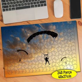 3385 Yamaç Paraşütü Yapan İnsan Silüeti 240 Parça Puzzle Yapboz
