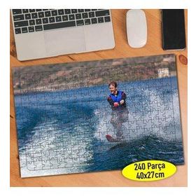 349 Denizde Sörf Gösterisi Yapan Sporcu 240 Parça Puzzle Yapboz