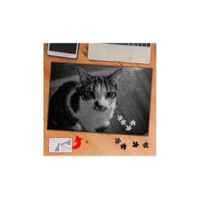 3682 Siyah Beyaz Lekeli Kedi 240 Parça Puzzle Yapboz Tablo