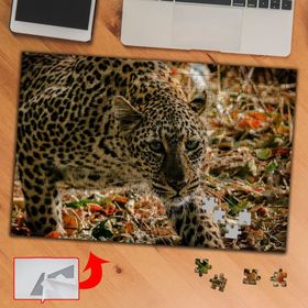 3706 Avına Yaklaşan Pars 240 Parça Puzzle Yapboz Tablo