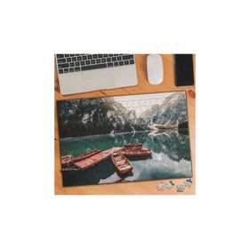 384927 Dağlar Arasındaki Denizde Sandal 240 Parça Puzzle Yapboz