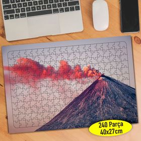 4 Havada Kırmızı Duman ve Dağ Manzarası 240 Parça Puzzle Yapboz