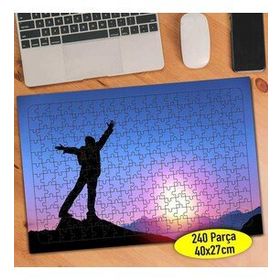 4007 Gün Batımında Zirvede İnsan Silüeti 240 Parça Puzzle Yapboz