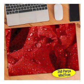 407 Su Damlaları Yakın Çekim Kırmızı Gül 240 Parça Puzzle Yapboz
