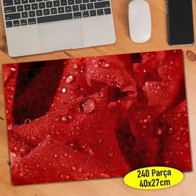 407 Su Damlaları Yakın Çekim Kırmızı Gül 240 Parça Puzzle Yapboz