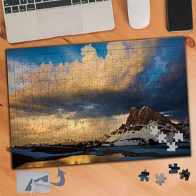 428 Bulutlu Gökyüzü Altında Kayalık 240 Parça Puzzle Yapboz Tablo