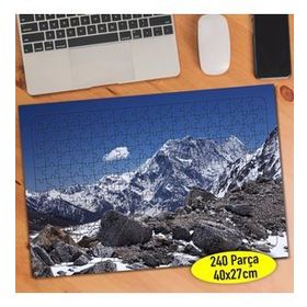 45 Kayalık Yamacında Karlı Dağ Manzarası 240 Parça Puzzle Yapboz