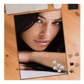 4681300 Güzel Esmer Kız 240 Parça Puzzle Yapboz