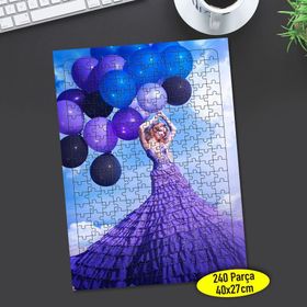 5 Uçan Mor Balonlu Gülümseyen Kadın 240 Parça Puzzle Yapboz