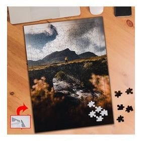 543444 Köprü Üstünde Yürüyen İnsan 240 Parça Puzzle Yapboz Tablo