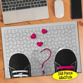 567213 Ayakkabı Bağcıkları Pembe Kalpler 240 Parça Puzzle Yapboz