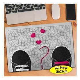 567213 Ayakkabı Bağcıkları Pembe Kalpler 240 Parça Puzzle Yapboz