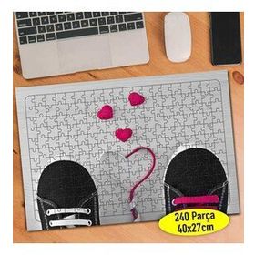 567213 Ayakkabı Bağcıkları Pembe Kalpler 240 Parça Puzzle Yapboz