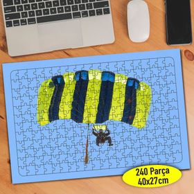 5689 Paraşütle Gökyüzünde Süzülen İnsan 240 Parça Puzzle Yapboz
