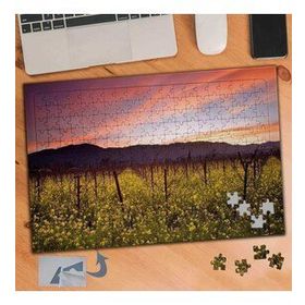 573 Çimenlikte Çiçekler Akşamüstü 240 Parça Puzzle Yapboz Tablo