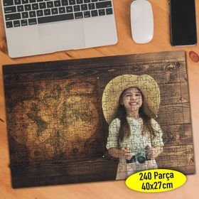 589290 Fotografçı Küçük Kız Çocuğu 240 Parça Puzzle Yapboz