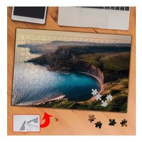 5E4A Yeşil Vadi Kenarındaki 240 Parça Puzzle Yapboz Tablo