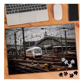 619082 Demir Yolları Tren İstasyonu 240 Parça Puzzle Yapboz