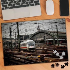 619082 Demir Yolları Tren İstasyonu 240 Parça Puzzle Yapboz