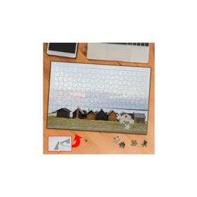 642663 Deniz Kıyısında Tahta Evler 240 Parça Puzzle Yapboz Tablo