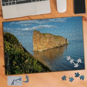 647 Deniz Ortasında Büyük Kayalık 240 Parça Puzzle Yapboz Tablo