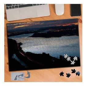 656 İki Dağ Arası Deniz 240 Parça Puzzle Yapboz Tablo
