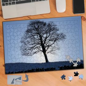 657 Güneşli Sabahta Karlı Ağaç 240 Parça Puzzle Yapboz Tablo