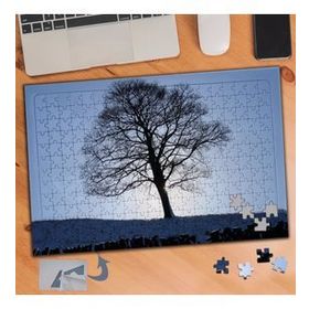657 Güneşli Sabahta Karlı Ağaç 240 Parça Puzzle Yapboz Tablo
