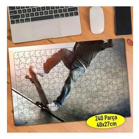 65895949 Kaykay Süren Genç Adam 240 Parça Puzzle Yapboz