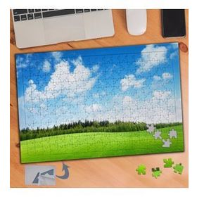674 Bulutlu Gökyüzü Yeşil Çimenler 240 Parça Puzzle Yapboz Tablo