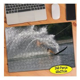 6813818 Deniz Sporu Sörf Yapan İnsan 240 Parça Puzzle Yapboz