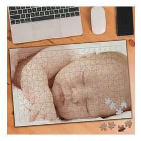 69916 Uyuyan Sevimli Minik Bebek 240 Parça Puzzle Yapboz