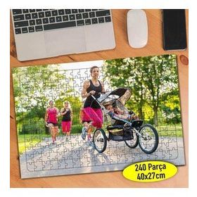 70034186 Sporcu Kadınlar ve Minik Bebek 240 Parça Puzzle Yapboz