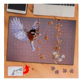 706B6 Çiçekteki Arı Kuşu Hayvan 240 Parça Puzzle Yapboz Tablo