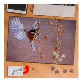 706B6 Çiçekteki Arı Kuşu Hayvan 240 Parça Puzzle Yapboz Tablo