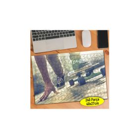 71540378 Kaykay Süren Genç Adam 240 Parça Puzzle Yapboz