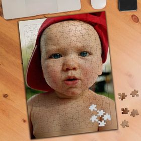 74614 Mavi Gözlü Sarışın Bebek 240 Parça Puzzle Yapboz