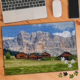 74672 Ahşap Evler ve Dev Dağlar 240 Parça Puzzle Yapboz