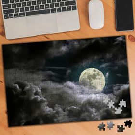 74692 Kararmış Bulutların Ardındaki Ay 240 Parça Puzzle Yapboz