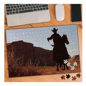 74697 Kırsal Alan ve At Üzerinde Kovboy 240 Parça Puzzle Yapboz