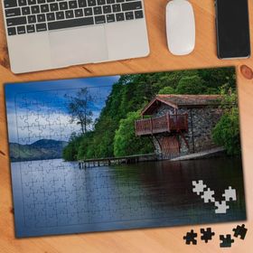 74743 Göl Kenarında Taş Ev ve Ağaçlar 240 Parça Puzzle Yapboz