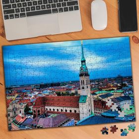 74756 Evler ve Saat Kulesi 240 Parça Puzzle Yapboz